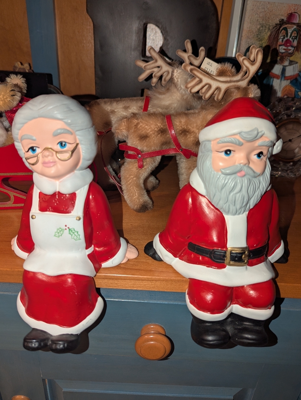 Vintage Santa And Mrs Claus Shelf Sitters
